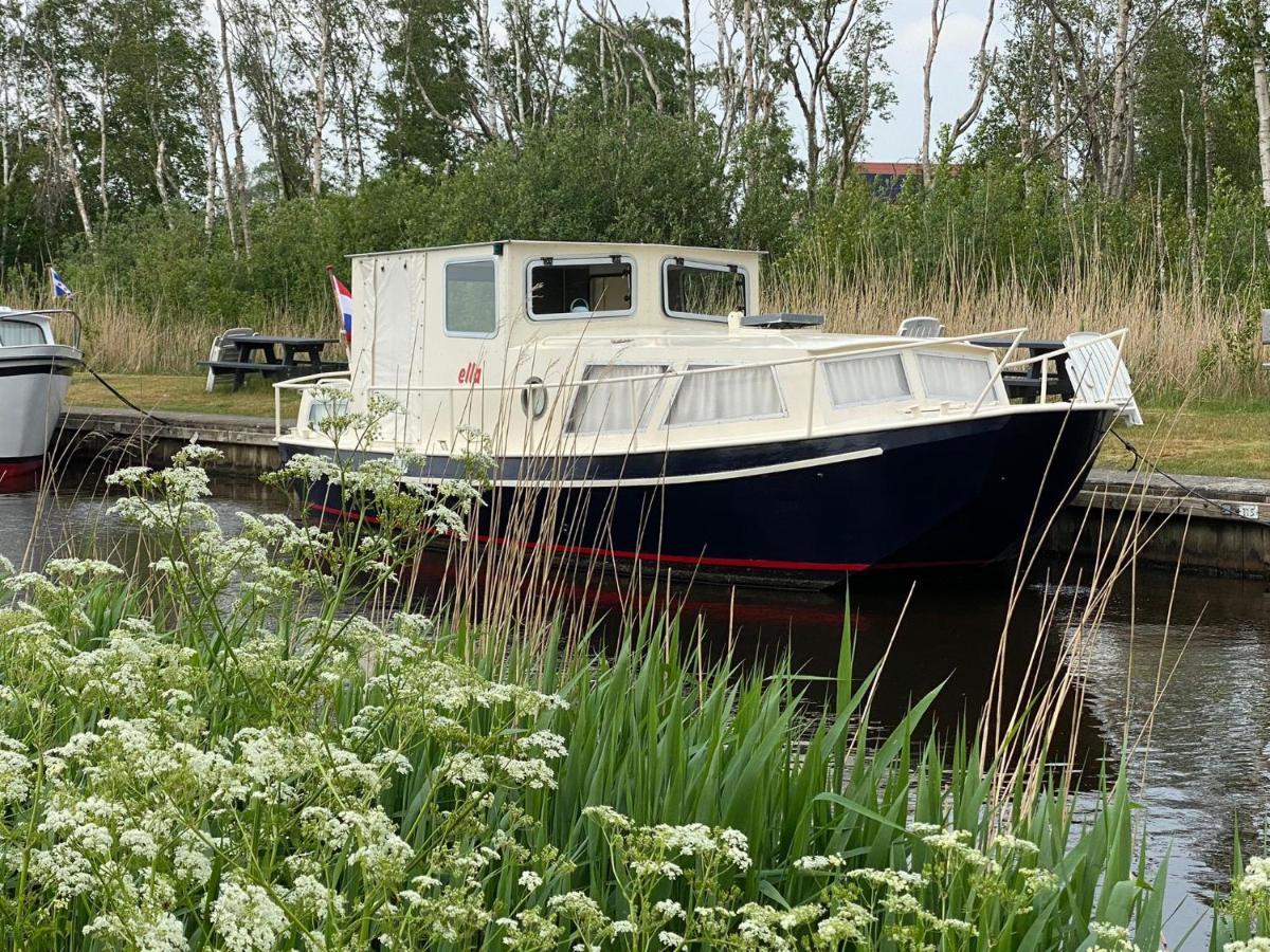 Boat Ella - Kamperen Op Het Water -Niet Om Mee Te Varen -Read Host Profile-Lees Hostprofiel Jutrijp 외부 사진